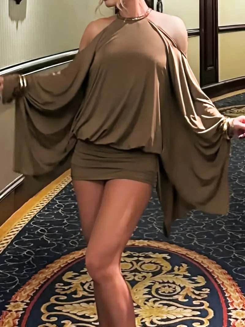 Gouden Sirene Jurk met Open Rug en Ketting