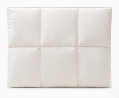 CloudGuard™ Magnetic Laptop Sleeve