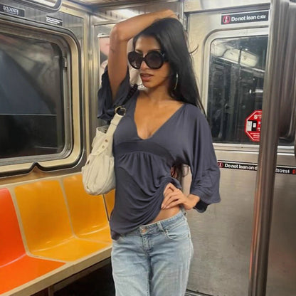 Haut AfterHours Deep-V Flow