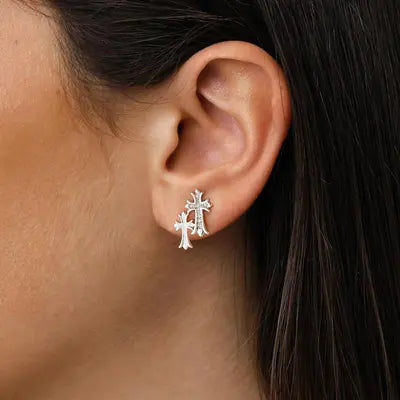 Boucles d'oreilles clous Divina Croix