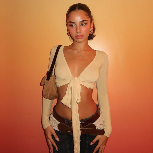 Haut cache-cœur à manches longues et décolleté en V profond DesireTie™