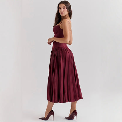 Robe élégante en satin plissé Crimson Muse™