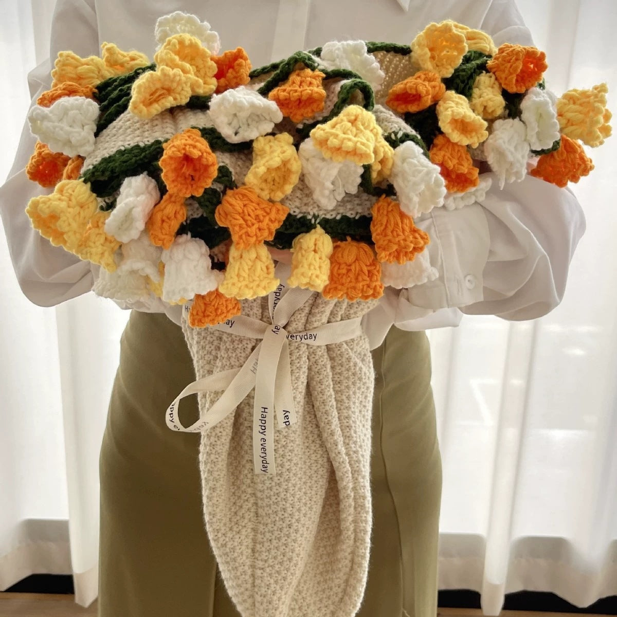 Roselynn™ Handmade Rose Bouquet Blanket