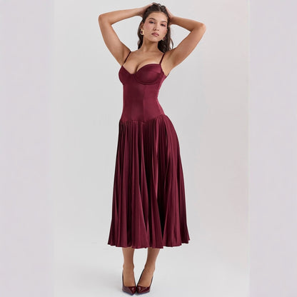 Robe élégante en satin plissé Crimson Muse™