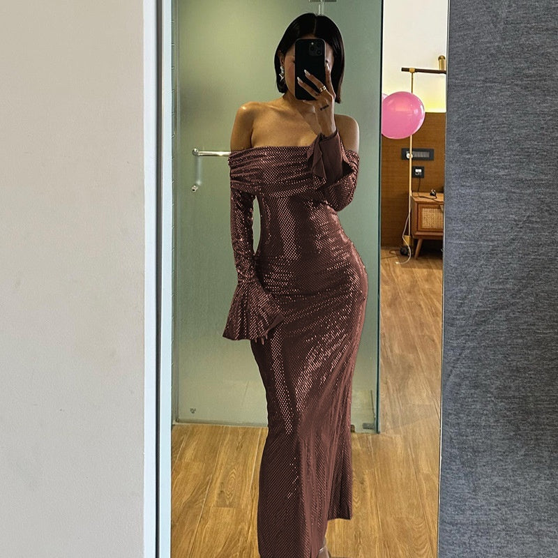 Robe Velora Luxe à épaules dénudées et paillettes