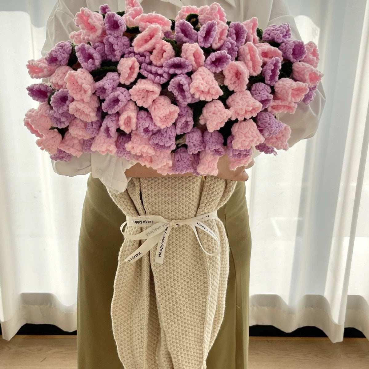 Roselynn™ Handmade Rose Bouquet Blanket